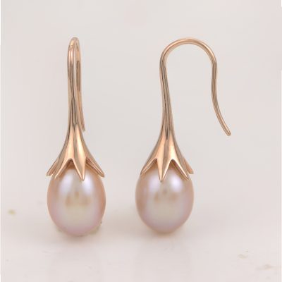 14KT Rose Gold Freshwater Pearl Earring
