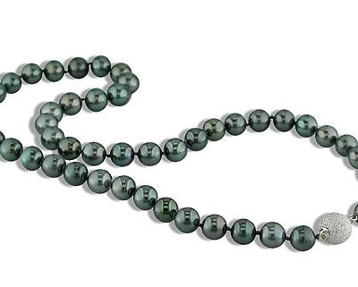 14KT White Gold Tahitian Pearl Necklace